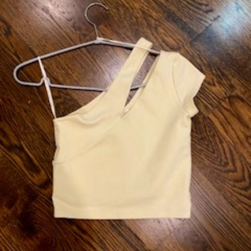 Clearout -NWOT New Oak & Fort one shoulder cross over top